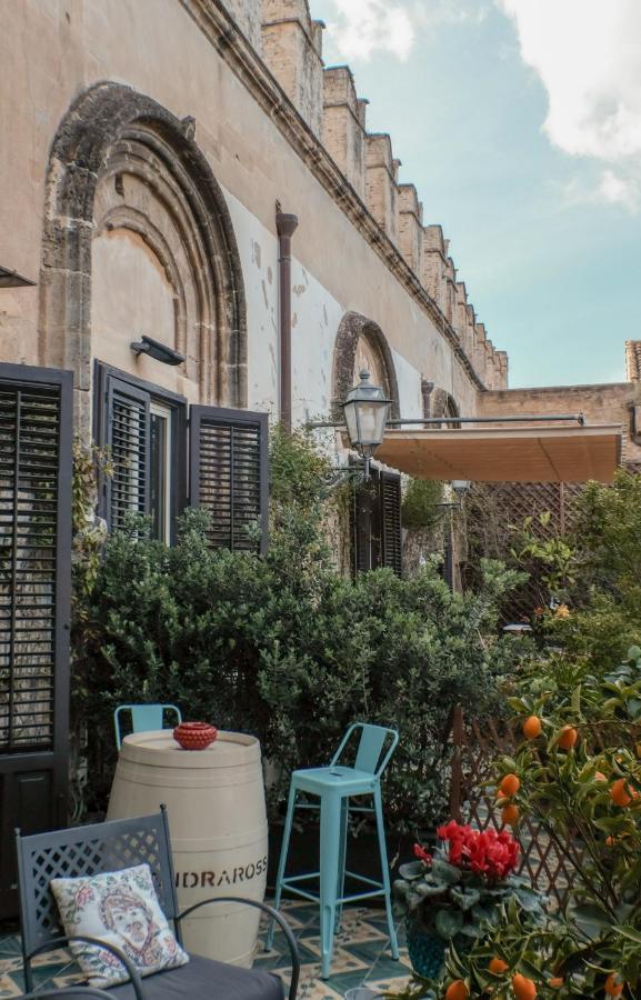 Donna Guia Suite Palermo Eksteriør billede