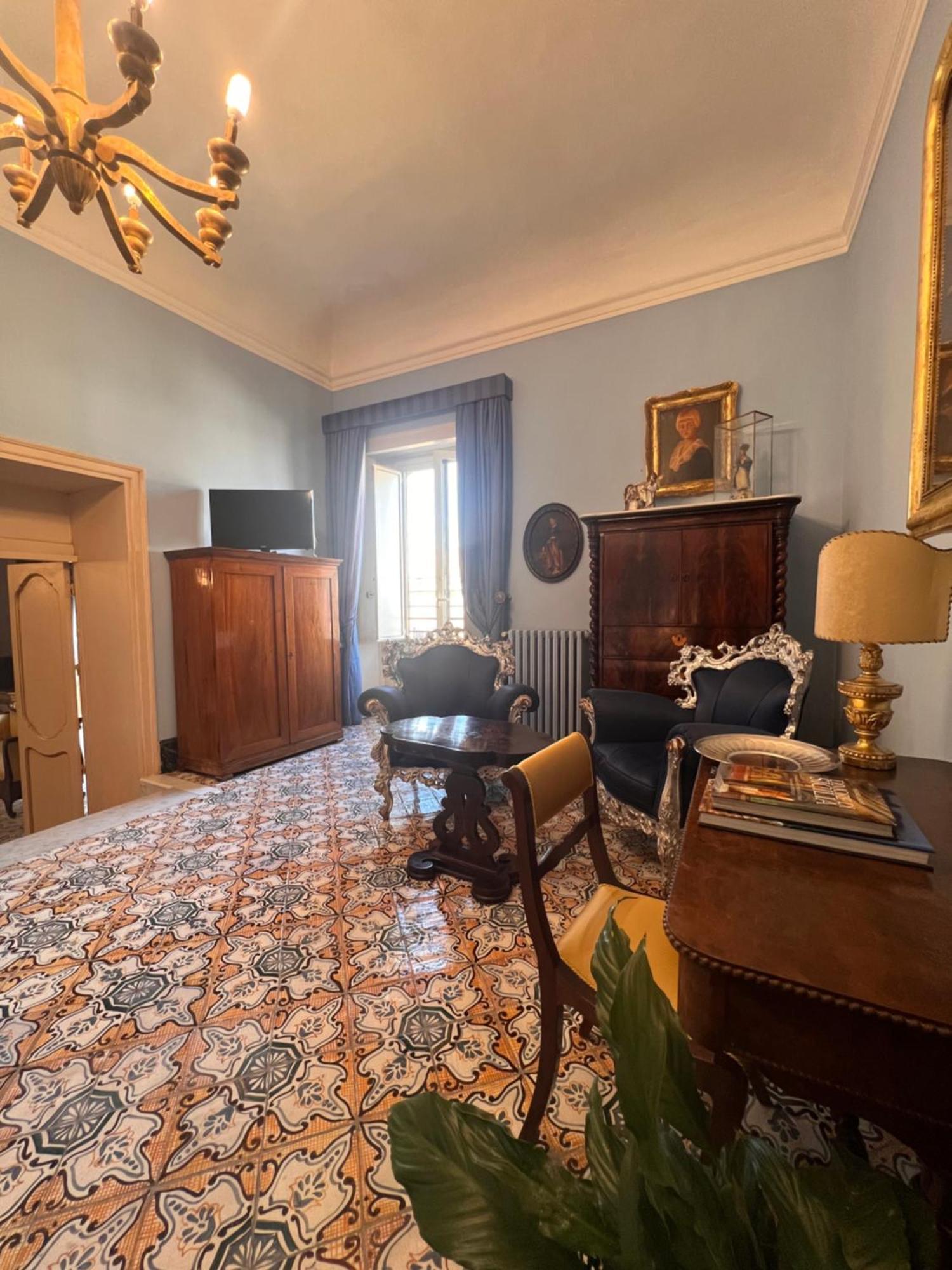 Donna Guia Suite Palermo Eksteriør billede